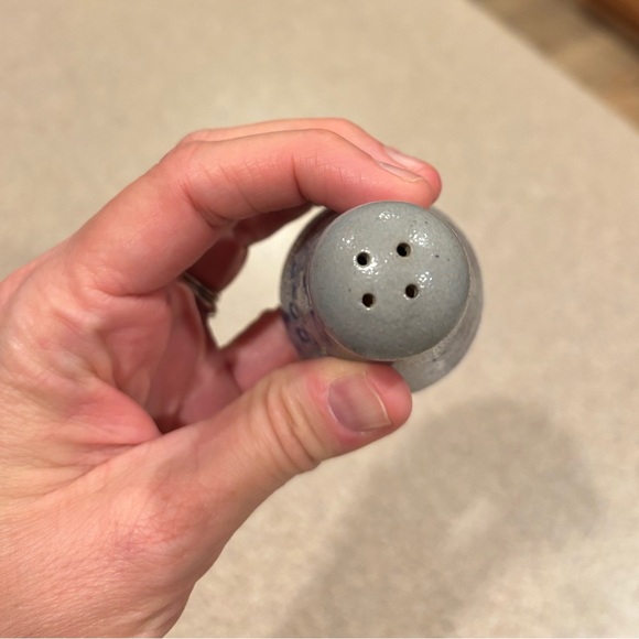 Vintage German Salt Glaze Pottery Pepper Shaker Blue Farmhouse - Picture 5 of 6